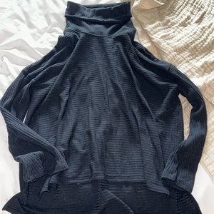 FREE PEOPLE LONGSLEEVE TURTLENECK XS BLACK